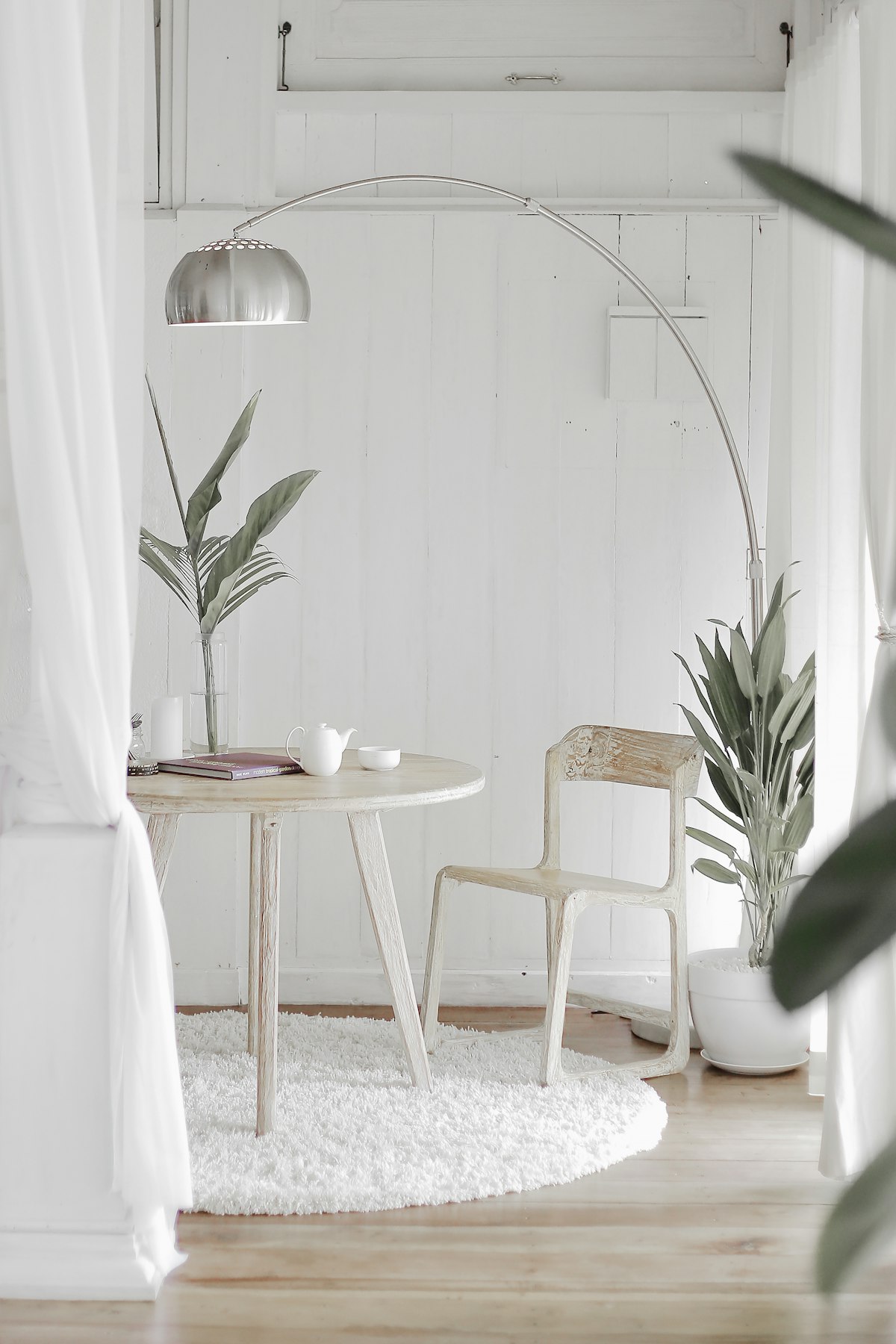 Comedor con mesa y sillas